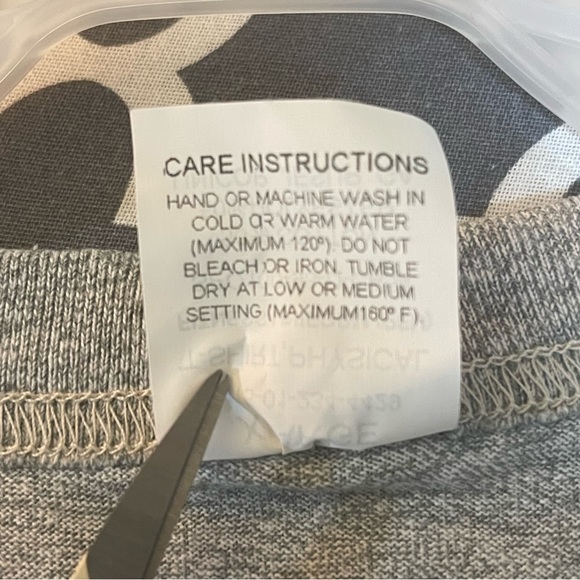 Army PT Tee Shirt XL Gray Workout Physical Training Uniform Unused - Picture 6 of 7